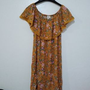 NWT Everly Cold Shoulder Floral Dress